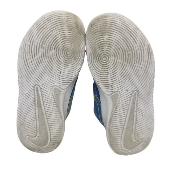 Nike Team Hustle D 10 Monster Shoes Blue Furry Face Toddler Size 10C Rare Cute - Picture 8 of 8